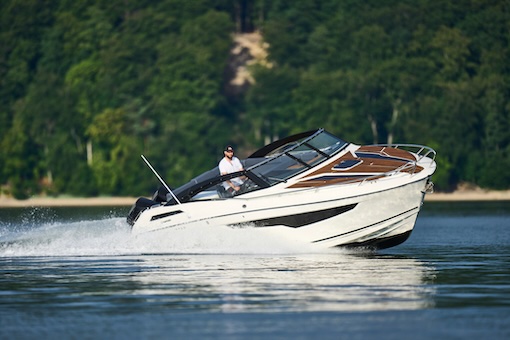 850 Voyager