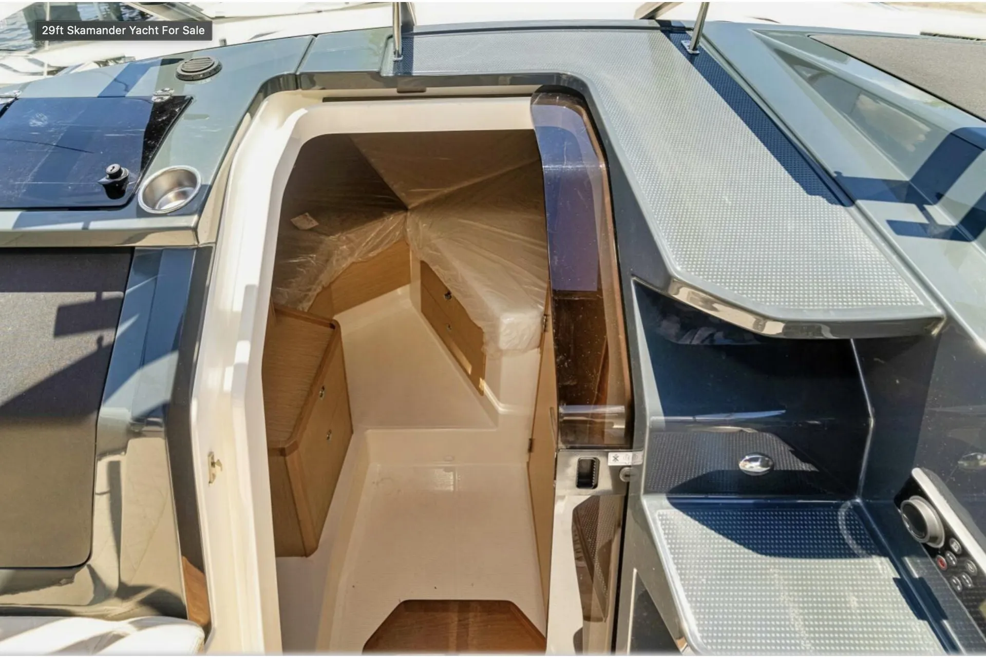 850 Voyager cabin