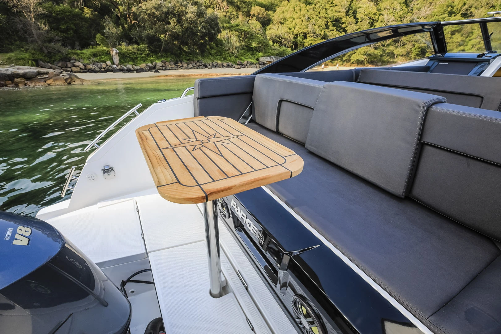 850 Voyager mid cabin